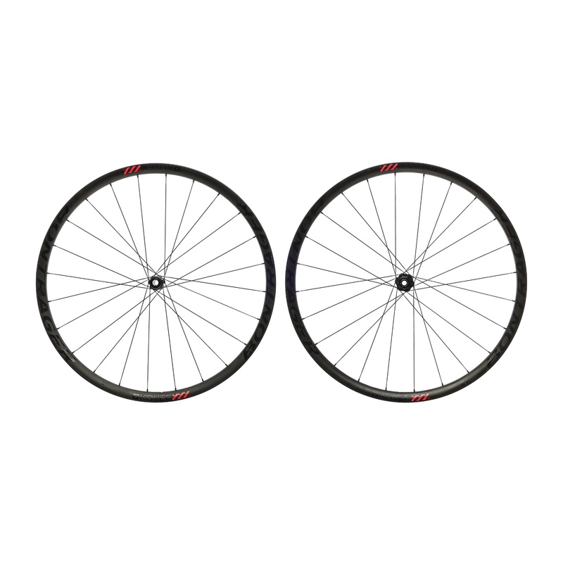 Bontrager Kovee XXX Carbon Tubeless 29″ Wheelset
