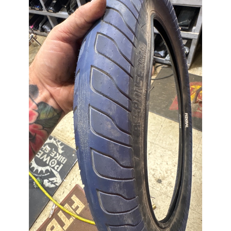 Federal response tire 20×2.5