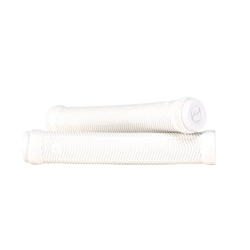 Merritt BMX Itsy Grips w/ Bar Ends – Flangeless – White