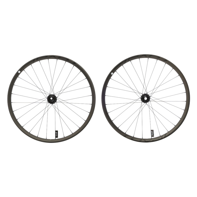 Roval Traverse SL / Traverse Carbon Tubeless 27.5″ Wheelset