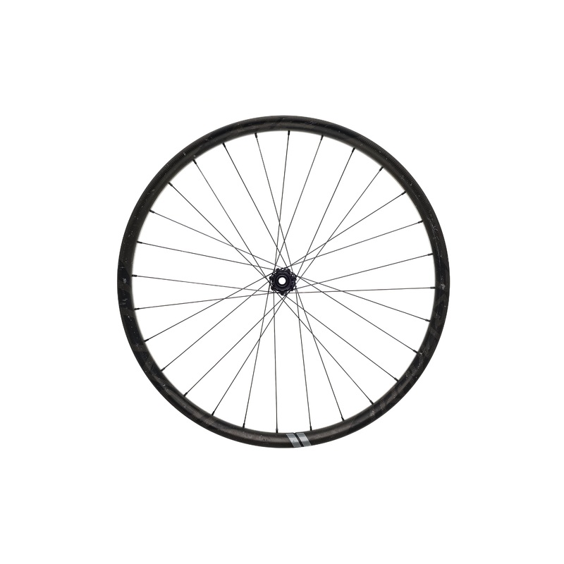 Roval Traverse 38 SL Fattie Carbon Tubeless 27.5″ Rear Wheel