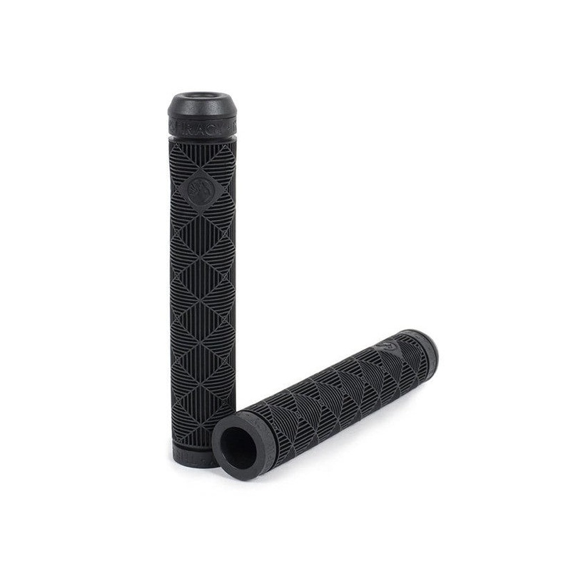 Shadow Conspiracy Ol’ Dirty Grips Black