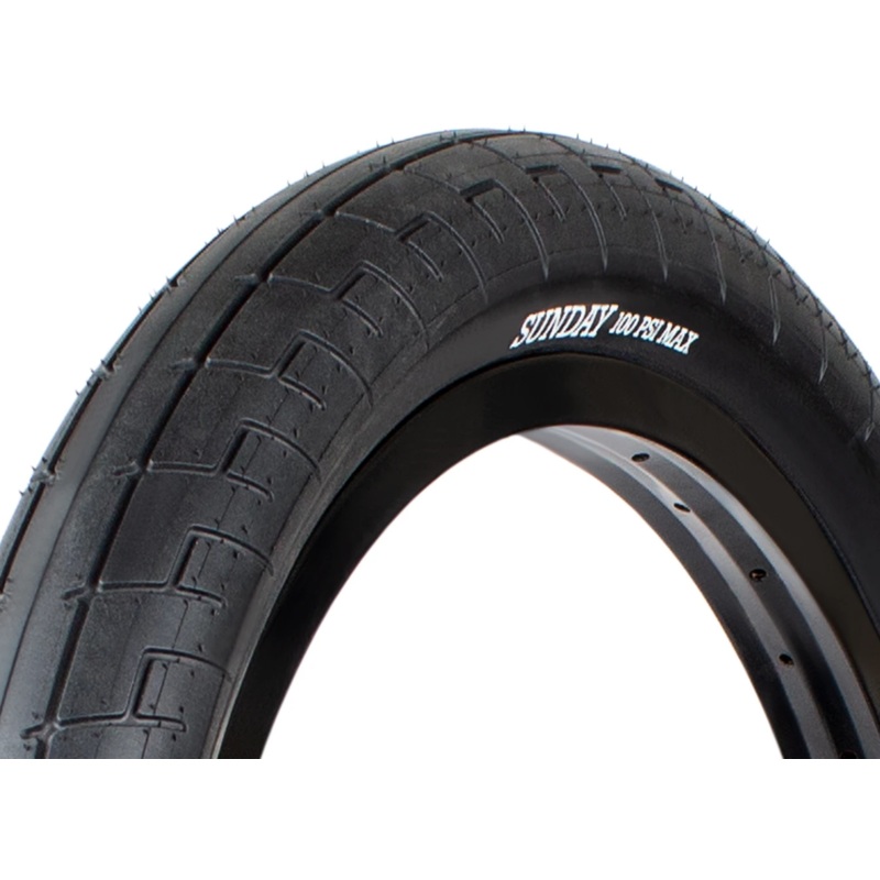 Sunday Street Sweeper V2 Tire Black – 20″ x 2.4″