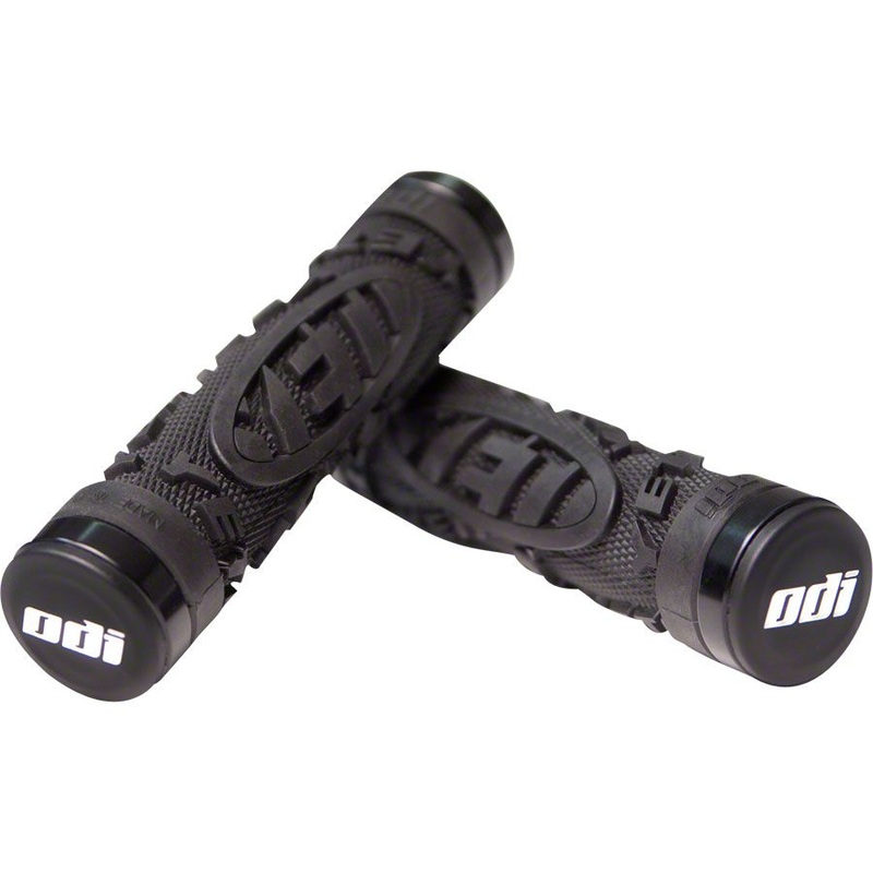 Yeti Hard Core Grips – Black, Lock-On