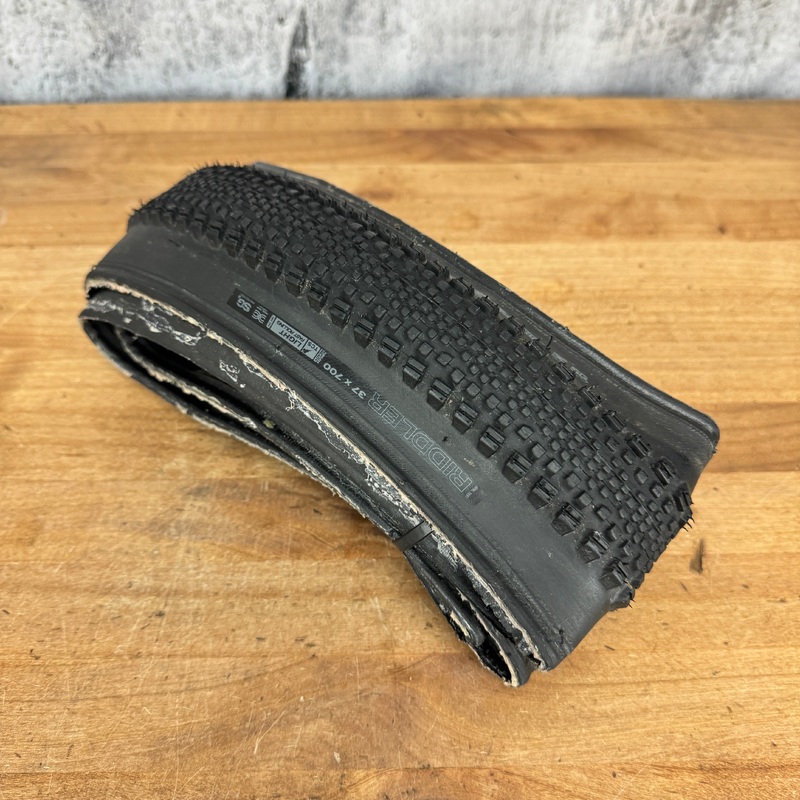 Low Mile! WTB Riddler 700c x 37mm Tubeless Gravel Single Tire