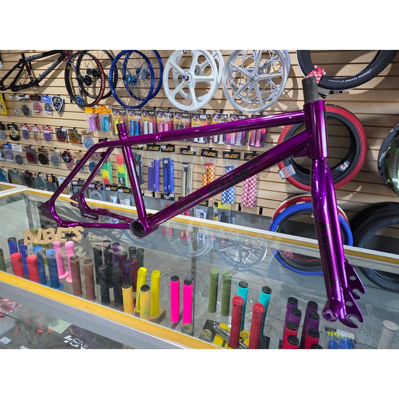 1985 Hutch Windstyler Frame & Fork Not OG Finish / Purple