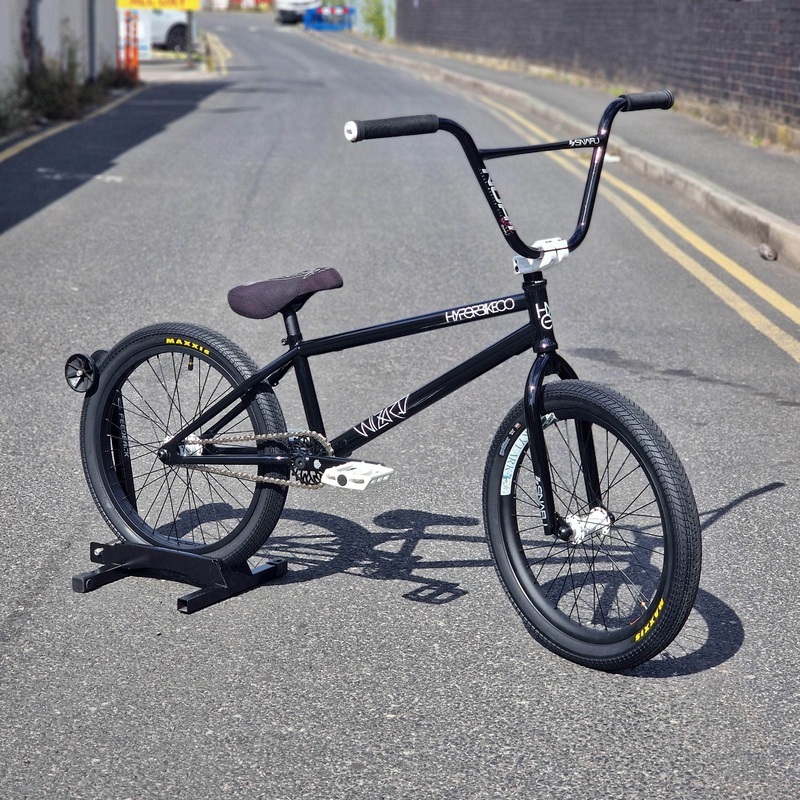 Hyper Wizard x Profile Racing 20.4″ TT Custom Bike Black / White 20.4 Black / White
